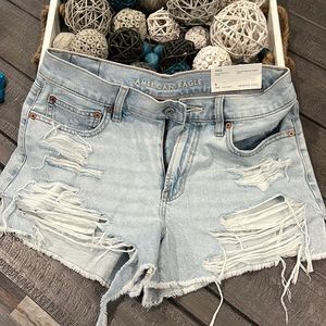 American Eagle Size 6 cute jean shorts